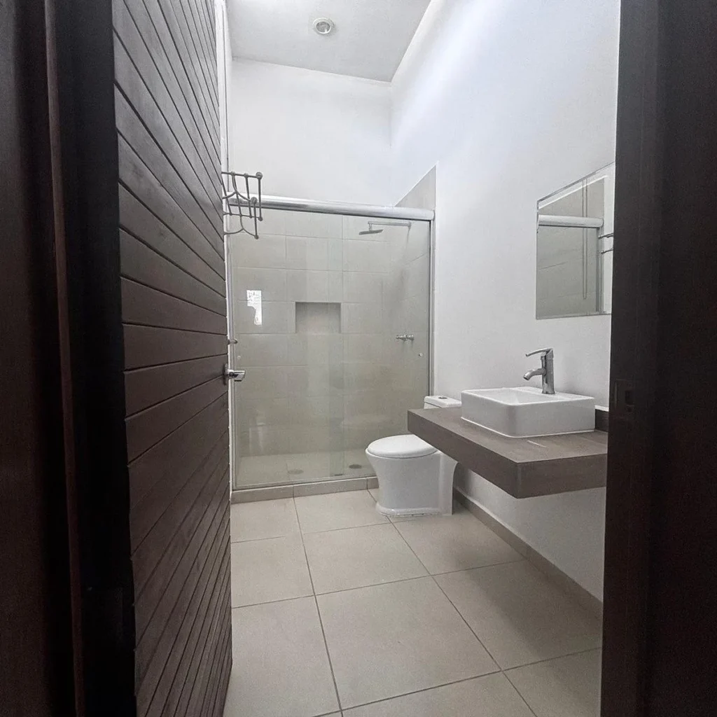 OPORTUNIDAD VENTA CASA CUMBRES DEL LAGO, JURIQUILLA