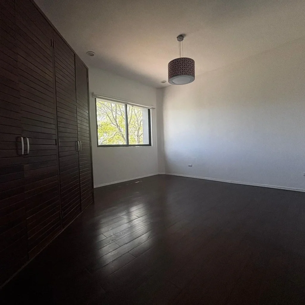 OPORTUNIDAD VENTA CASA CUMBRES DEL LAGO, JURIQUILLA
