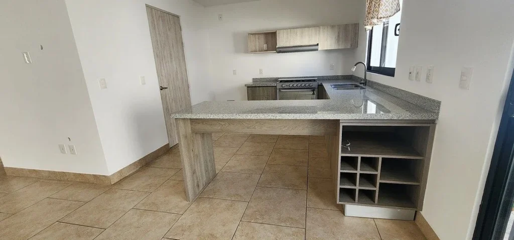CASA EN VENTA EN TORRE DE PIEDRA EN EL REFUGIO