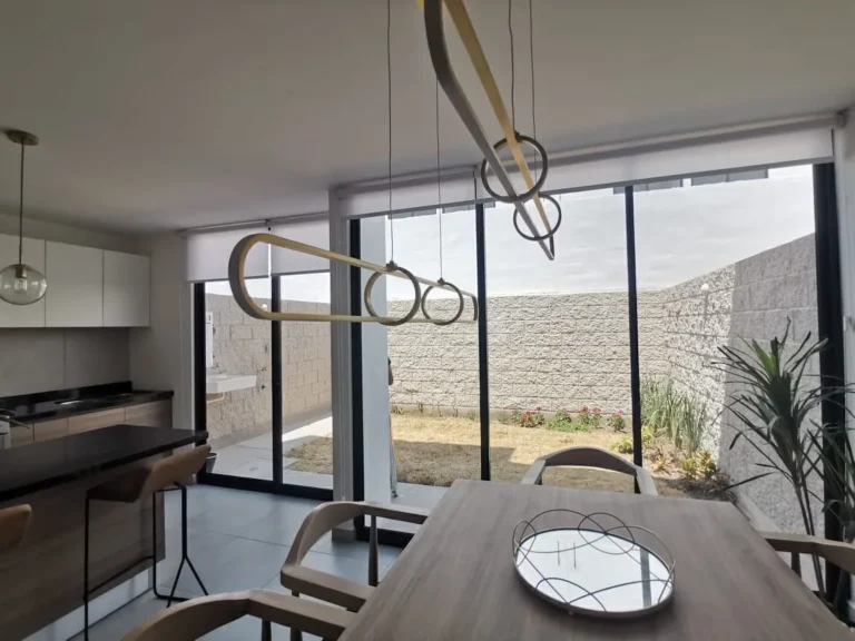 Casa en Venta con Roof Garden en Zakía – Vista al Lago