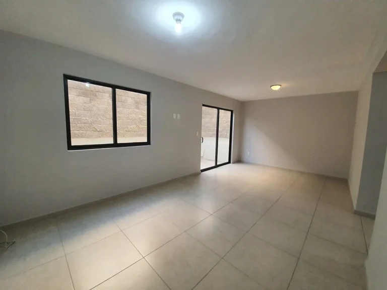CASAS EN RENTA EN ZIBATA EN CONDOMINIO CON SEGURIDAD