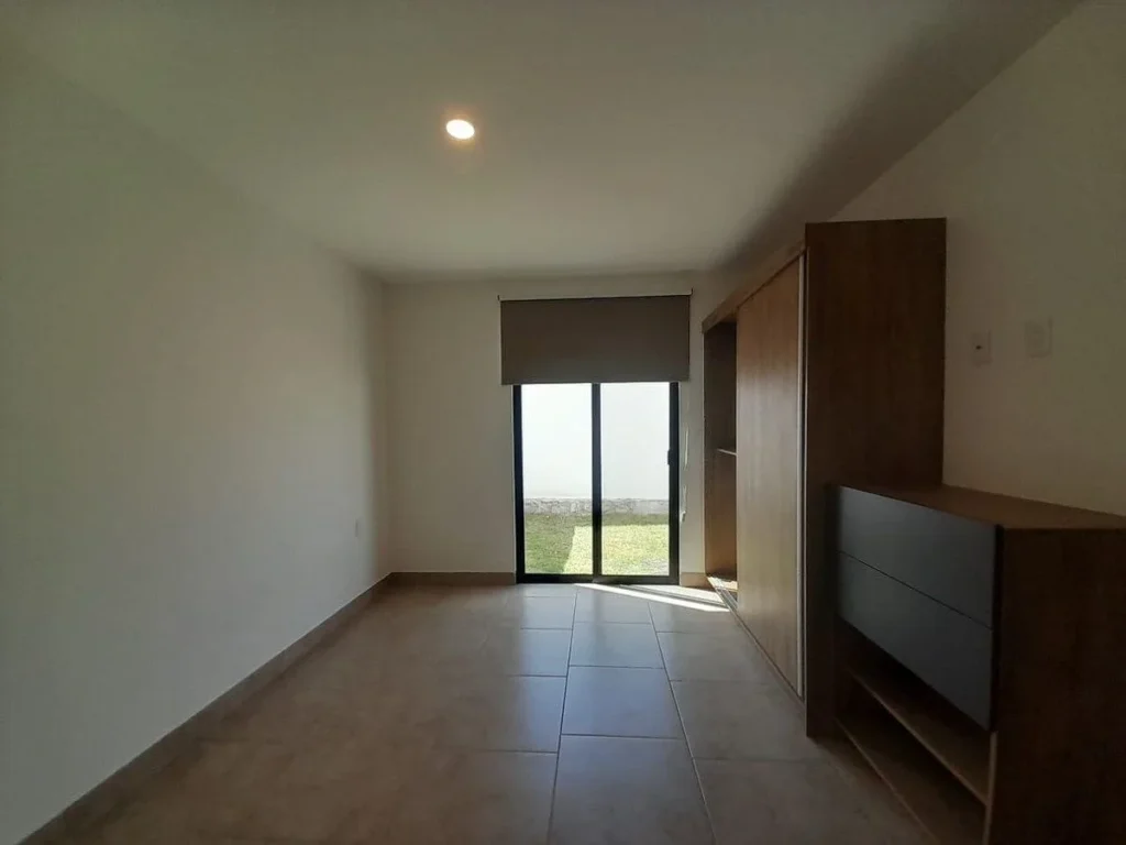 RENTA DE DEPARTAMENTO EN PB CON JARDÍN EXCEDENTE