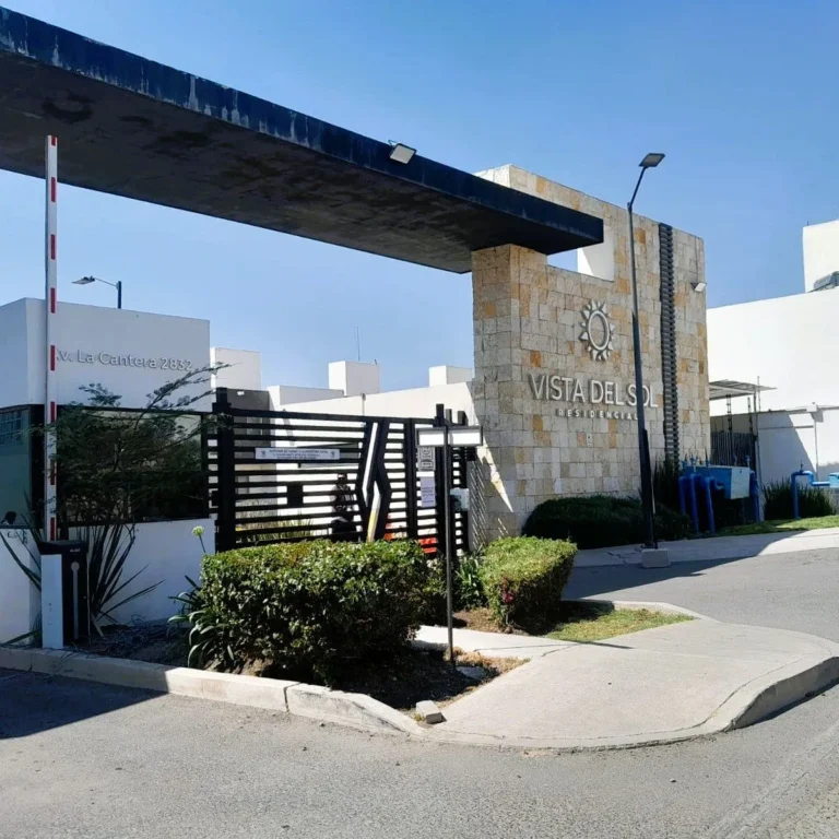 CASA EN VENTA EN VISTA DEL SOL