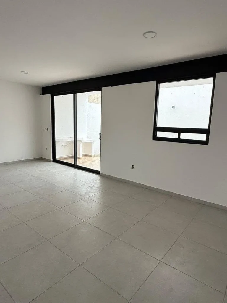 CASA EN VENTA EN ZIBATA