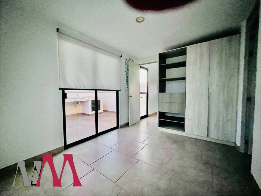 Renta de Casa en Zibatá con roof garden y jardin