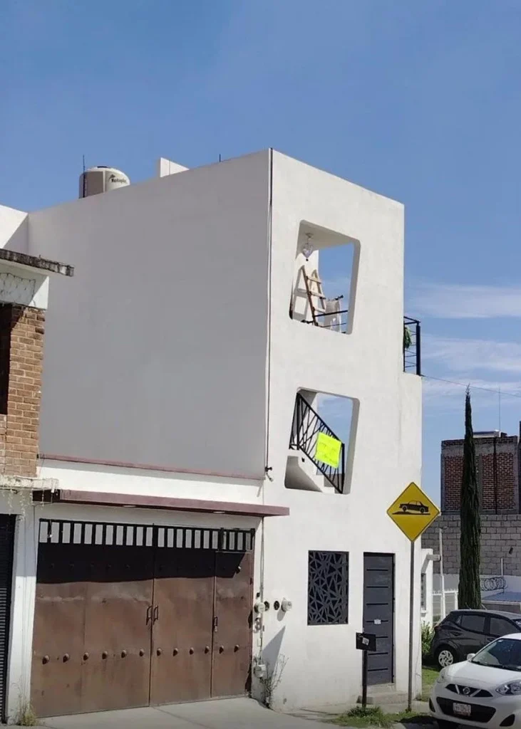 CASA-EDIFICIO EN VENTA