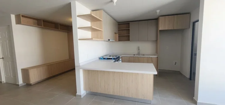 DEPARTAMENTO EN RENTA EN QUERETARO MODERNO A SOLO 15 MIN DE UNIVERSIDAD ANAHUAC