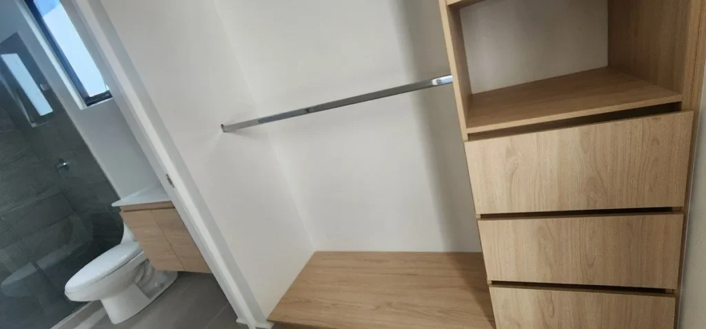 DEPARTAMENTO EN RENTA EN QUERETARO MODERNO A SOLO 15 MIN DE UNIVERSIDAD ANAHUAC