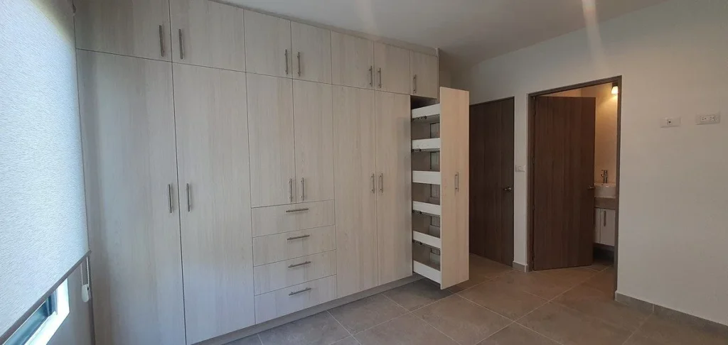CASA EN RENTA EN LA VISTA, EXCELENTE UBICACIÓN A MINUTOS DEL REFUGIO
