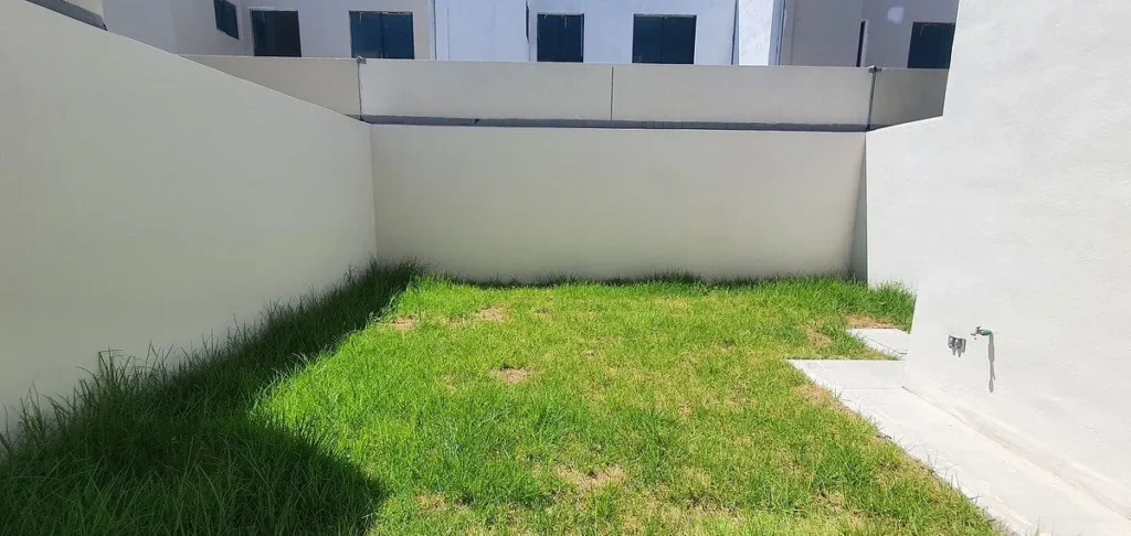 CASA EN RENTA EN LA VISTA, EXCELENTE UBICACIÓN A MINUTOS DEL REFUGIO