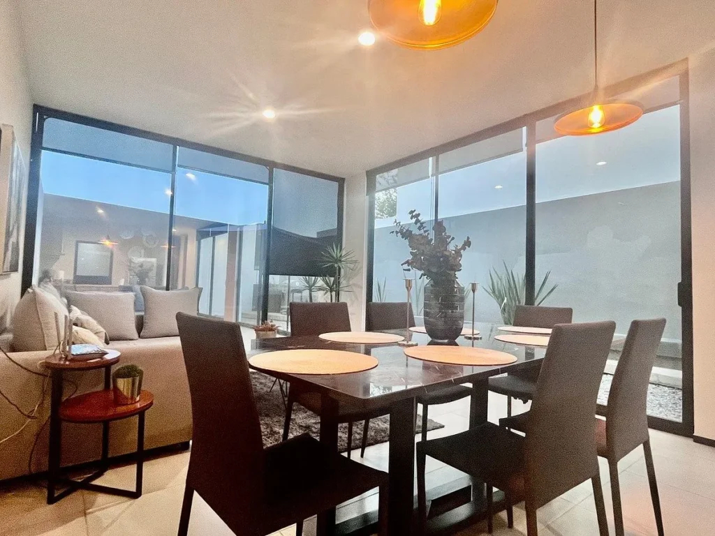 Casa en Renta Amueblada ZIBATÁ Querétaro