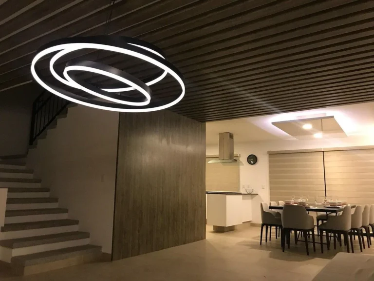 SE RENTA CASA AMUEBLADA CON ROOF Y JARDIN EN SAMARE, ZIBATÁ